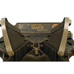 Γραφομηχανή OLIVER